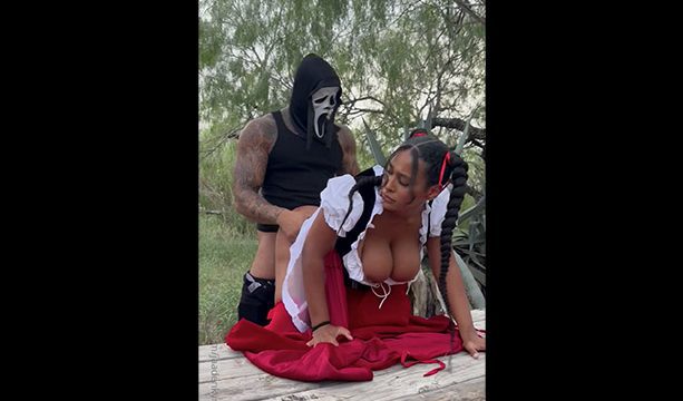 Jaaden K Busty fucking in the forest Scream