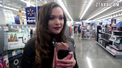 Walmart employee footjob outside walmart